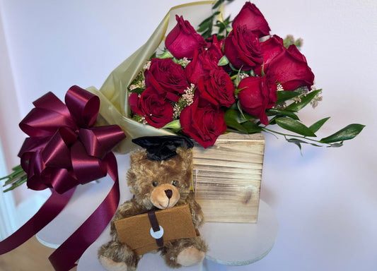Charleston Graduation Flowers | A Lowcountry Tradition That Blooms Every Spring